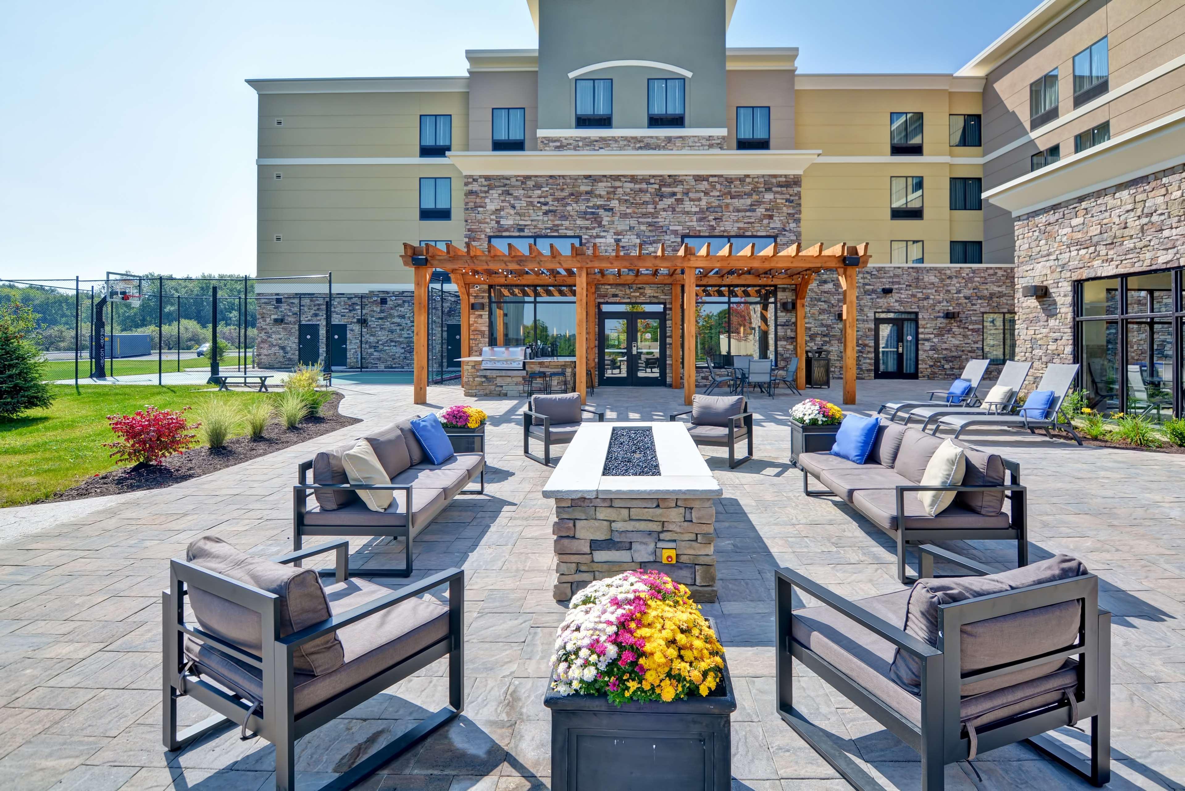 Homewood Suites By Hilton New Hartford Utica Clinton Экстерьер фото